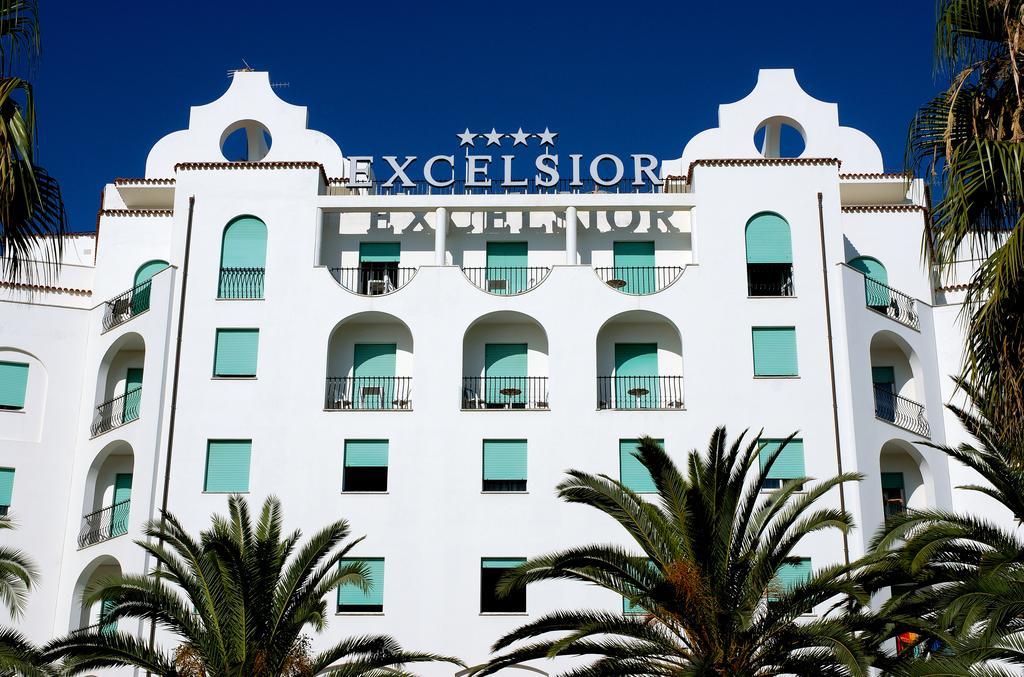 Grand Hotel Excelsior ซัน เบเนเดตโต เดล ตรอนโต ภายนอก รูปภาพ