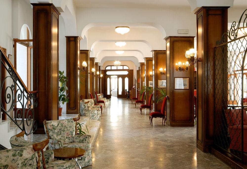 Grand Hotel Excelsior ซัน เบเนเดตโต เดล ตรอนโต ภายนอก รูปภาพ