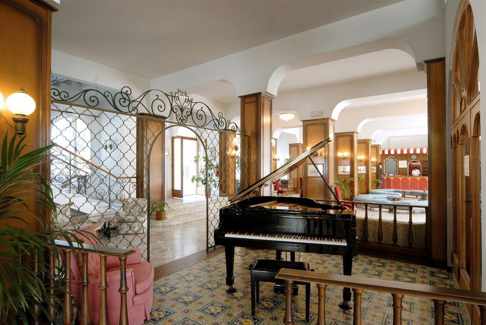 Grand Hotel Excelsior ซัน เบเนเดตโต เดล ตรอนโต ภายนอก รูปภาพ